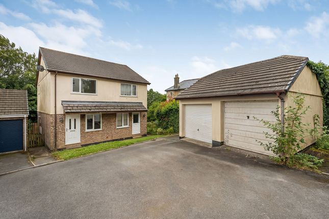 2 bed property, in Greenbank Close, £190,000