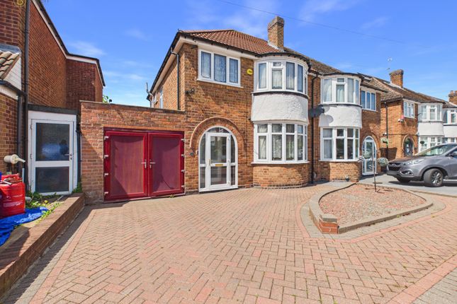 3 bed property, in Wheatmoor Rise, £380,000