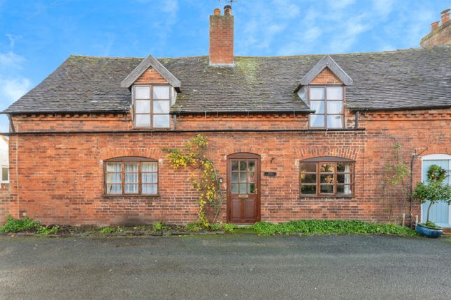 3 bed property, in Victoria Street, £375,000