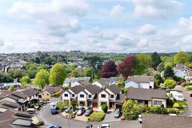 4 bed property, in Old Well Gardens, £435,000