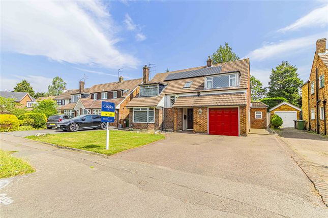 4 bed property, in Park Crescent, £1,550,000