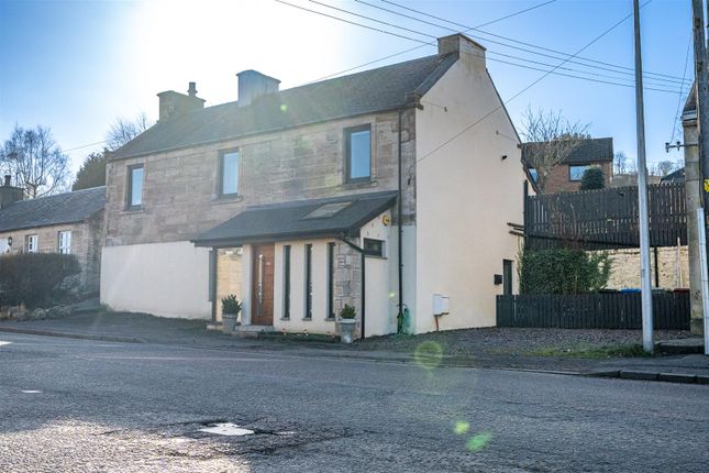 3 bed property, in Lanark Road, £335,000