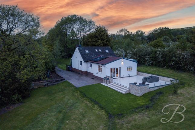 4 bed property, in Lower Alley, £695,000
