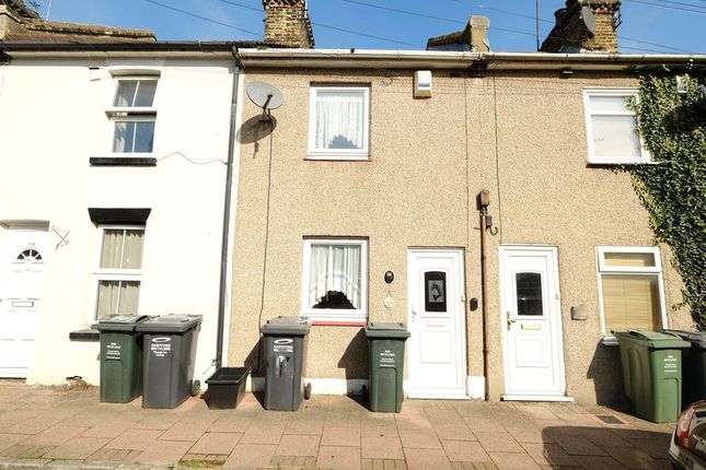 1 bed property, in Charles Street, £290,000