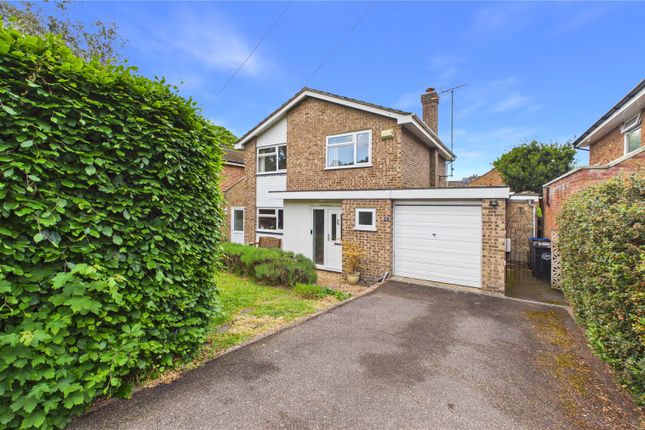 4 bed property, in Horsell, £699,950