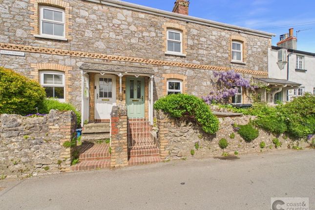 2 bed property, in Wesley Terrace, £280,000