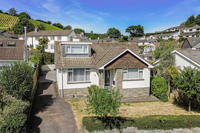 2 bed property, in Grandison Avenue, £375,000