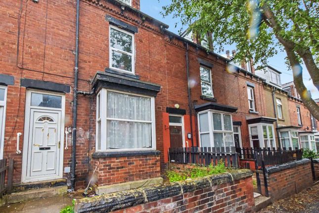 4 bed property, in Athlone Terrace, £155,000