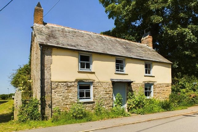 3 bed property, in St. Tudy, £220,000