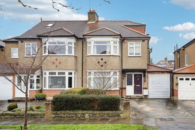 4 bed property, in Church Drive, £650,000