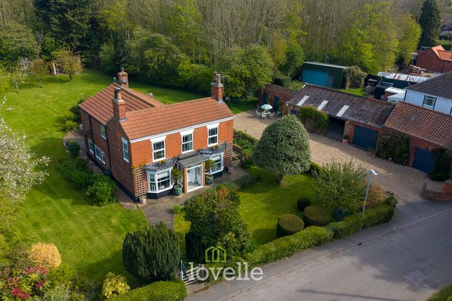 3 bed property, in Main Street, £575,000