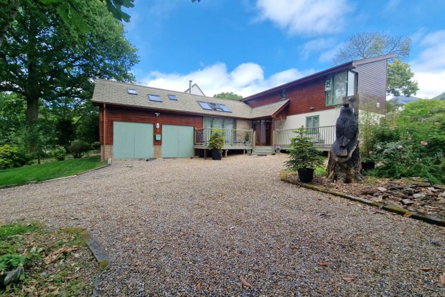 4 bed property, in Broad Avenue, £899,000