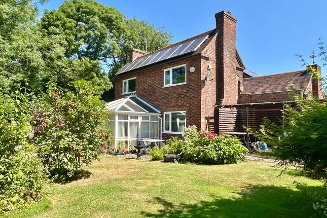 3 bed property, in The Nabb, £425,000