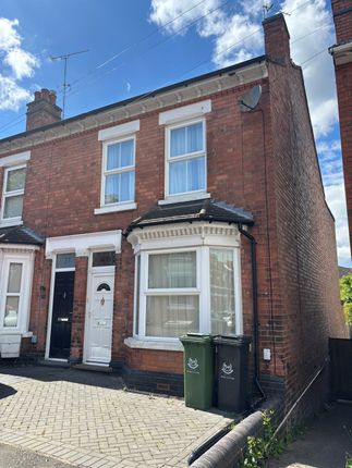 3 bed property, in Albany Road, £270,000