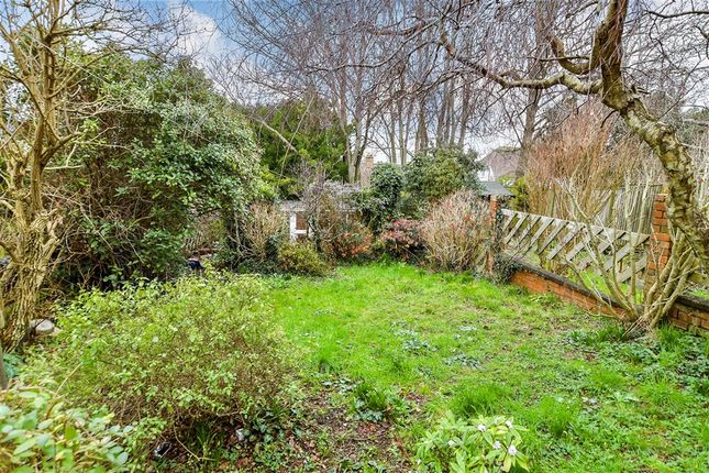 4 bed property, in Bevendean Crescent, £400,000