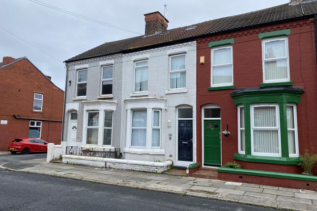 6 bed property, in 52 Romer Road, £80,000