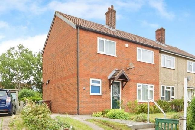 3 bed property, in Chandos Avenue, £220,000
