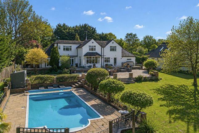 5 bed property, in Middle Street, £1,500,000