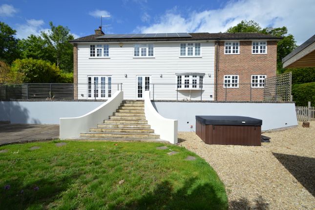 4 bed property, in Wantage Road, £1,400,000