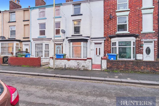 4 bed property, in Cambridge Street, £130,000