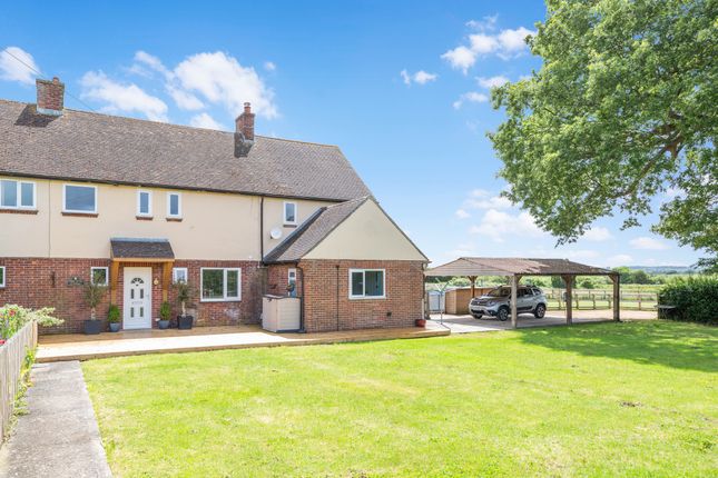 4 bed property, in Oak Tree Cottage, £700,000