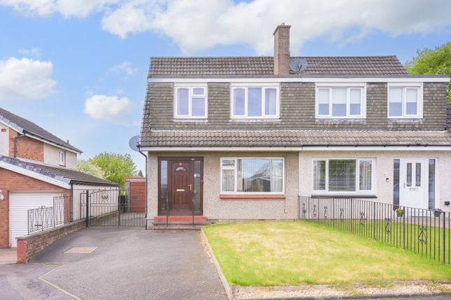 2 bed property, in Walnut Grove, £190,000