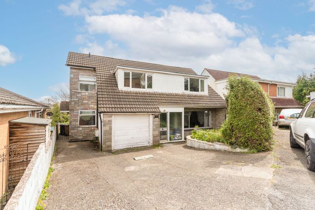4 bed property, in Rosemont Avenue, £350,000