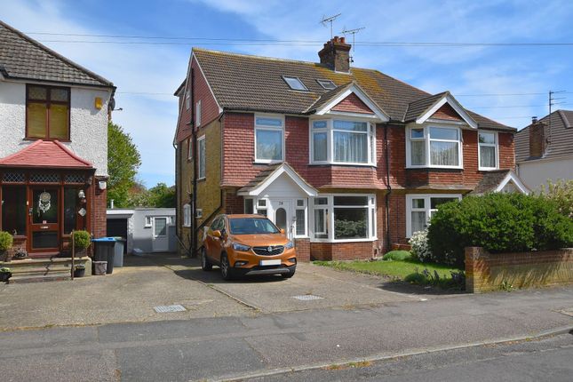 5 bed property, in Tivoli Park Avenue, £499,995