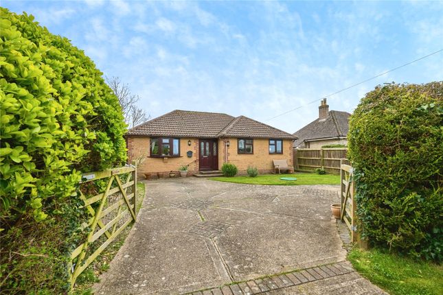 2 bed property, in Fine Lane, £360,000