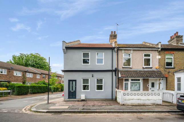 2 bed property, in Cemetery Road, £625,000