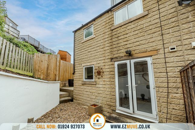 3 bed property, in Sugar Lane, £180,000