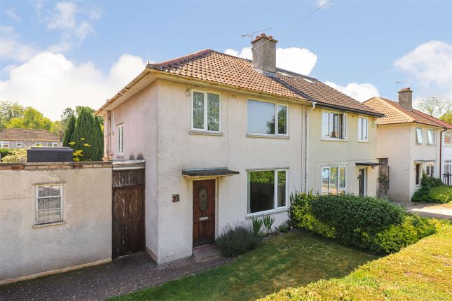 3 bed property, in St. Thomas's Square, £425,000