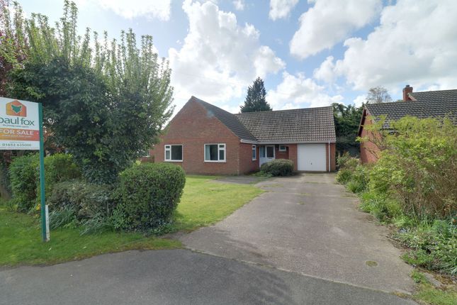 3 bed property, in Mill Lane, £275,000