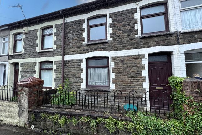 3 bed property, in Brithweunydd Road, £80,000