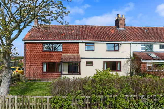 4 bed property, in Station Road, £375,000