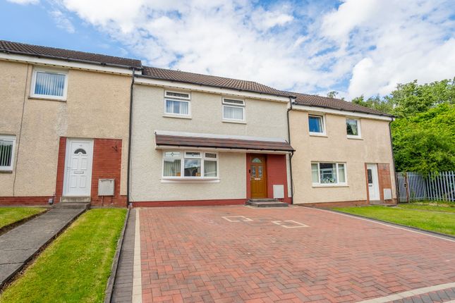 3 bed property, in Hillview Drive, £160,000