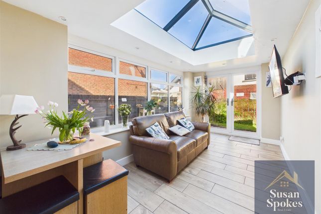 3 bed property, in Frost Mews, £260,000