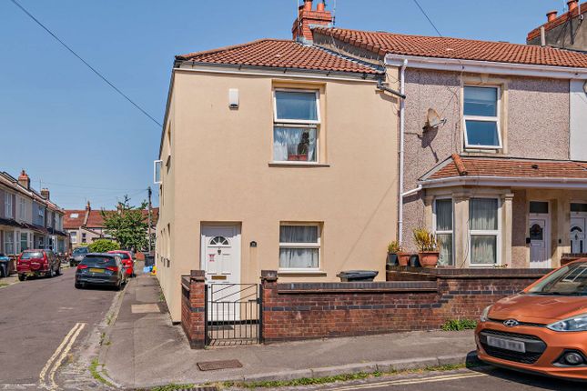 2 bed property, in Greenbank Avenue West, £290,000