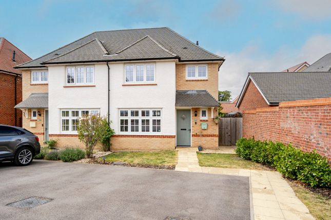 3 bed property, in Payne Close, £425,000