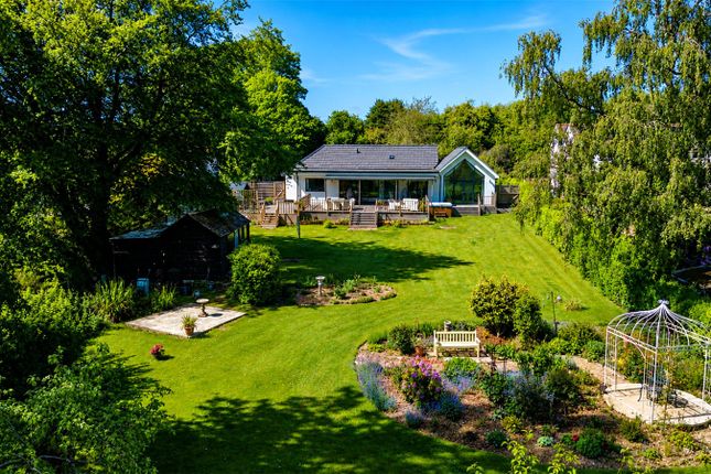 4 bed property, in Five Ash Road, £950,000