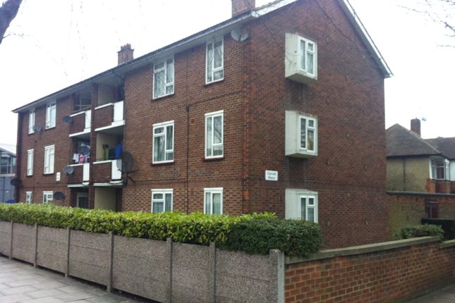 3 bed property, in The Broadway, £340,000