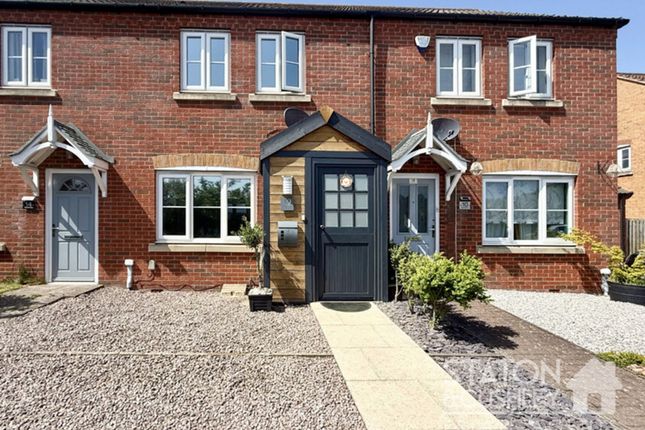 3 bed property, in Oakfield Row, £165,000