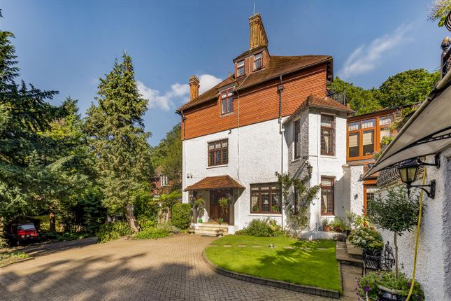 5 bed property, in North End Avenue, £4,999,000