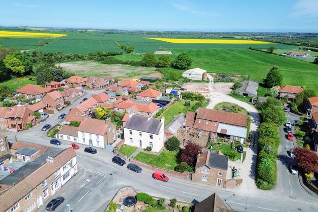 4 bed property, in Nafferton, £2,000,000