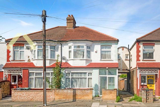 4 bed property, in London, £680,000
