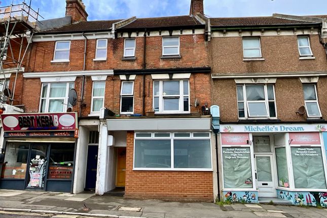 3 bed property, in London Road, £199,950