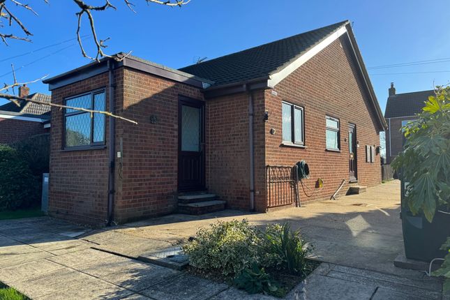 2 bed property, in Pump Lane, £189,950