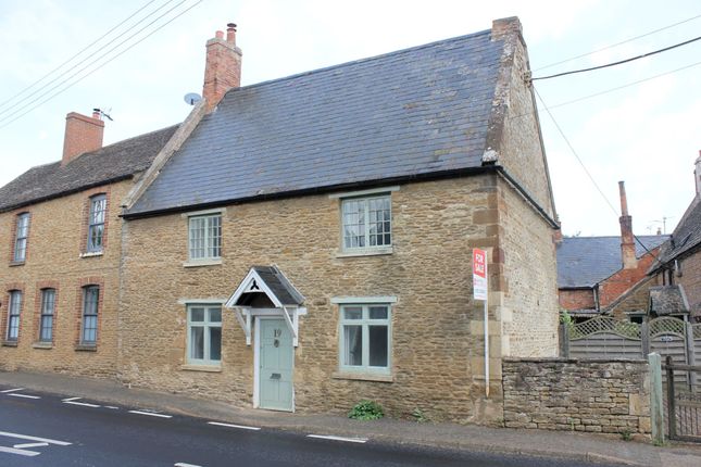 3 bed property, in Main Road, £200,000