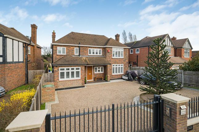 4 bed property, in Hayes Lane, £1,350,000