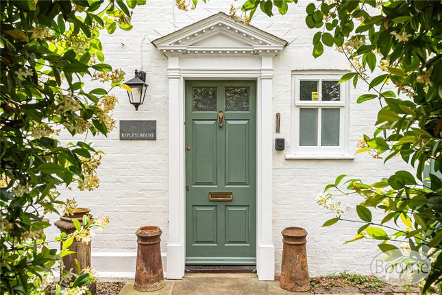 3 bed property, in High Street, £1,179,500